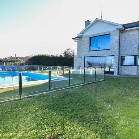 Holiday home Impresionante Al Borde Del Mar Con Piscina *